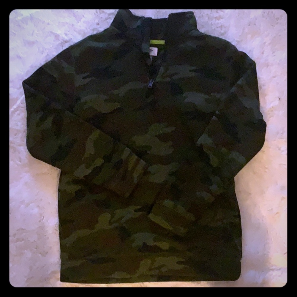 Boys pullover